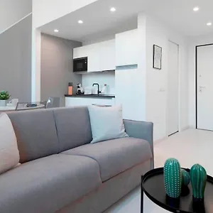 https://italianway-tortona-8.italymilanhotels.net